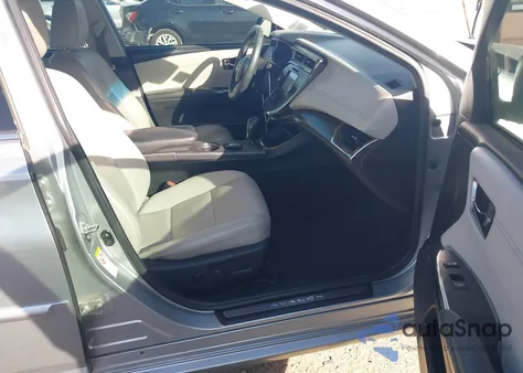 2016 Toyota Avalon Hybrid Limited z USA, uszkodzony, nr VIN 4T1BD1EB7GU054181